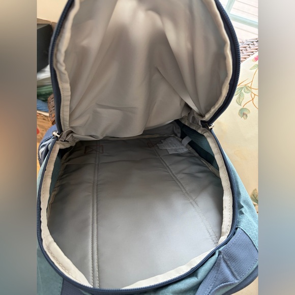 High Sierra + Life is Good Backpack - Picture 11 of 15